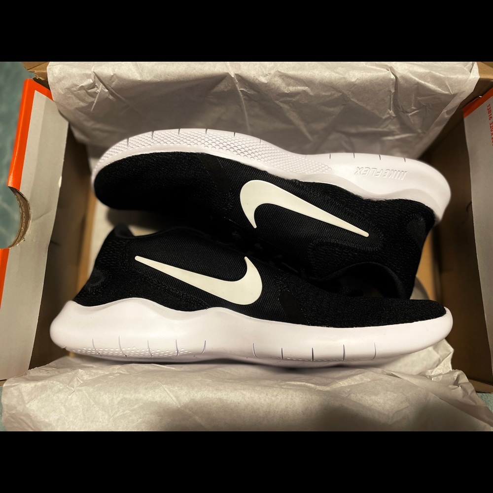 Nike Flex Experience RN 9